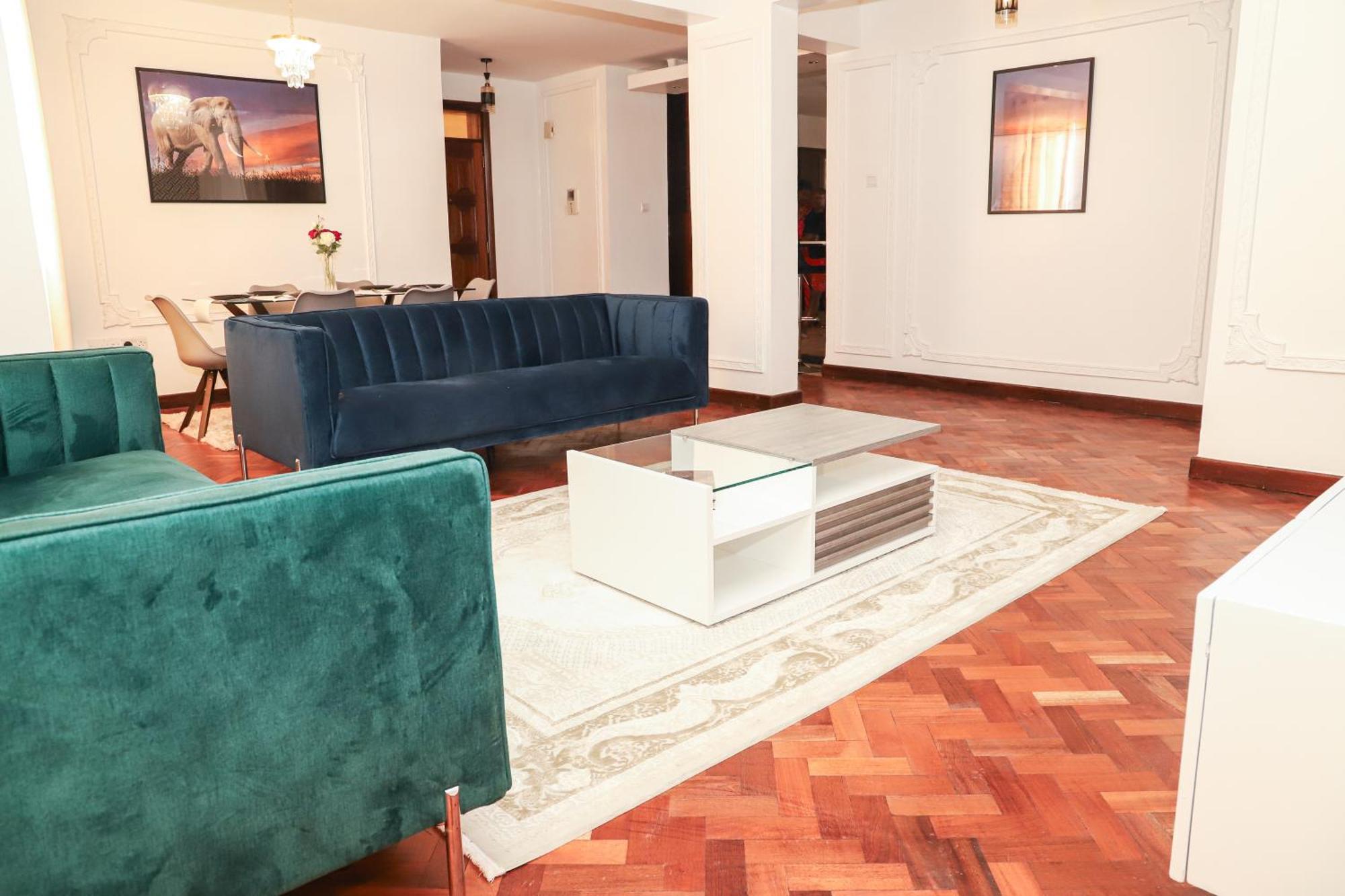 Apartament 3 Bedroom By Emmaculate *